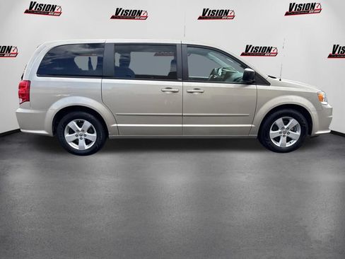 Used 2013 Dodge Grand Caravan SE FWD image 4