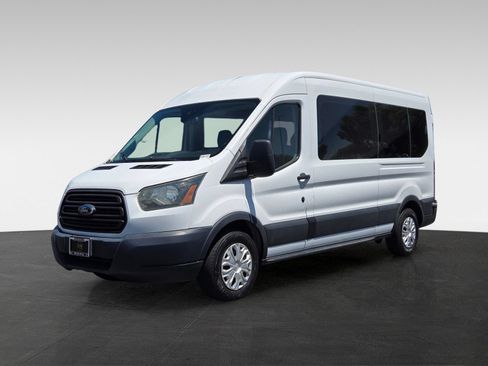 Used 2015 Ford Transit 350 XL RWD image 9