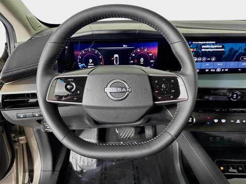 Certified 2025 Nissan Murano SL w/ Cargo Package AWD/4WD image 12