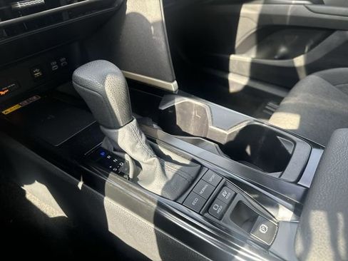 Used 2025 Toyota Camry LE image 20