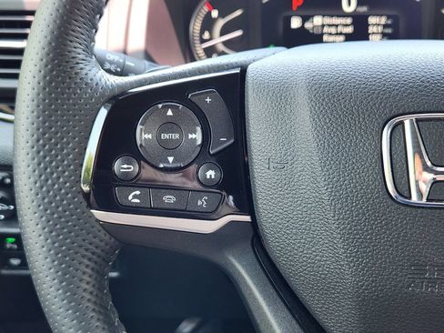 Used 2023 Honda Passport Elite image 17