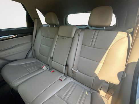 Used 2015 Kia Sorento EX FWD image 13