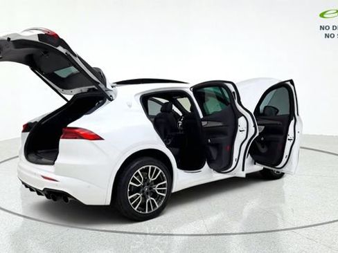 Used 2023 Maserati Grecale GT AWD/4WD image 19