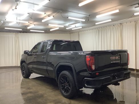 Used 2023 GMC Sierra 1500 Pro w/ Graphite Edition AWD/4WD image 8