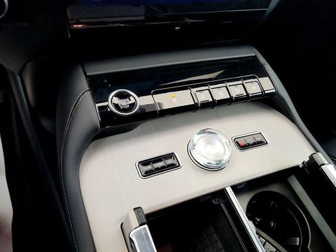 Used 2025 Lincoln Navigator Reserve w/ Jet Appearance Package AWD/4WD image 18
