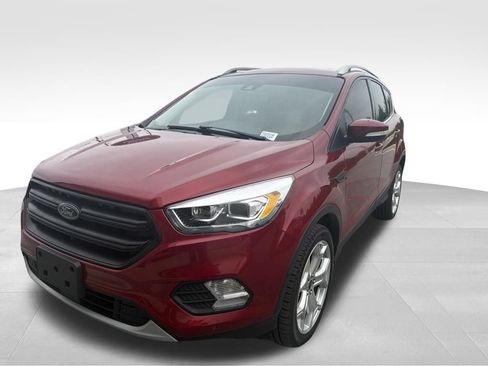 Used 2019 Ford Escape Titanium AWD/4WD image 3