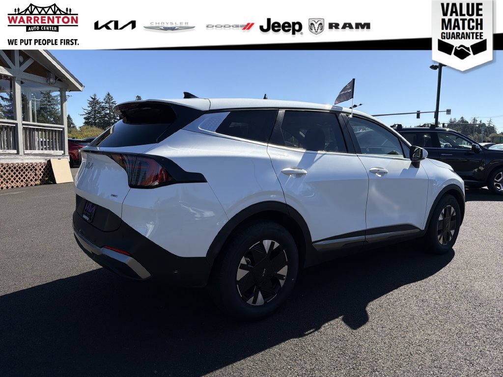Used 2026 Kia Sportage LX FWD image 8