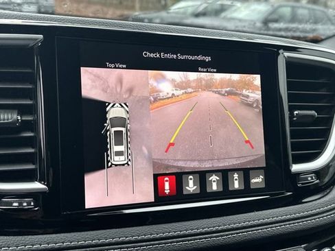 New 2026 Chrysler Pacifica Limited image 28