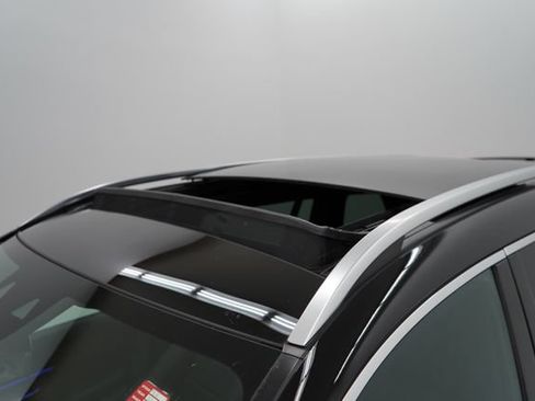 Used 2023 Mercedes-Benz GLS 450 4MATIC image 92
