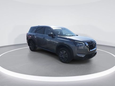 Certified 2024 Nissan Pathfinder S AWD/4WD image 2