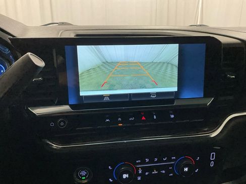 Used 2023 Chevrolet Silverado 1500 LT w/ Work Truck Package image 15