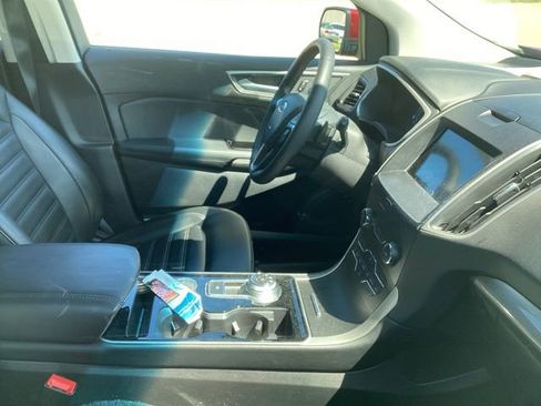 Used 2019 Ford Edge SEL w/ Equipment Group 201A image 17
