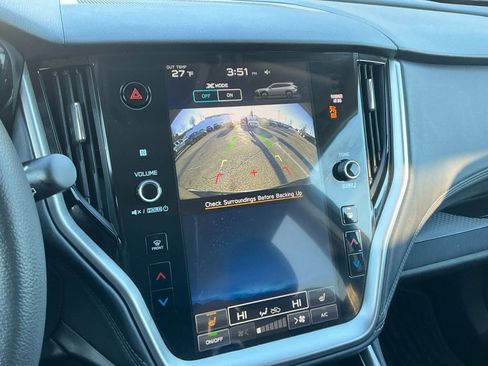 Used 2025 Subaru Outback Premium image 20