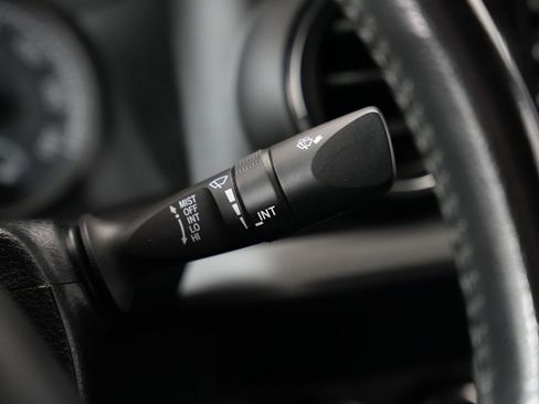 Used 2021 Toyota Tacoma TRD Sport w/ Technology Package AWD/4WD image 15