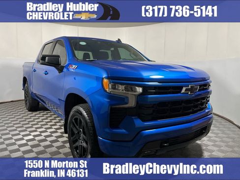 Used 2023 Chevrolet Silverado 1500 RST w/ Z71 Off-Road Package AWD/4WD image 1