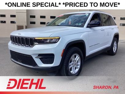 Used 2022 Jeep Grand Cherokee Laredo w/ Luxury Tech Group I