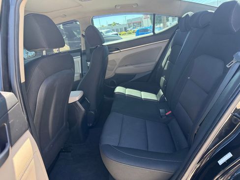 Used 2018 Hyundai Elantra Value Edition FWD image 28