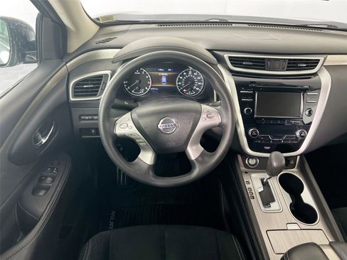 Used 2017 Nissan Murano S AWD/4WD image 23