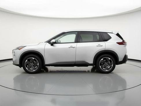 Used 2025 Nissan Rogue SV FWD image 5