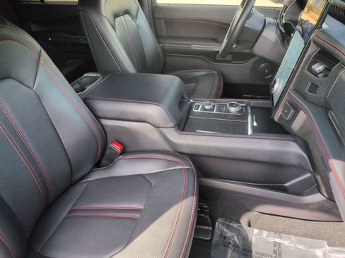 Certified 2024 Ford Expedition Limited AWD/4WD image 37
