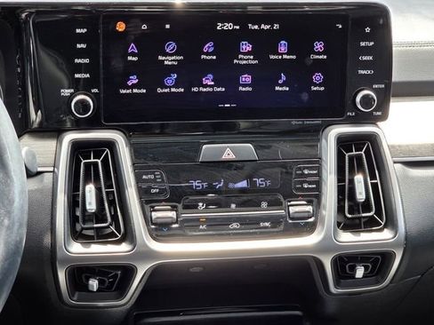 Used 2023 Kia Sorento EX w/ Panoramic Sunroof Package FWD image 14