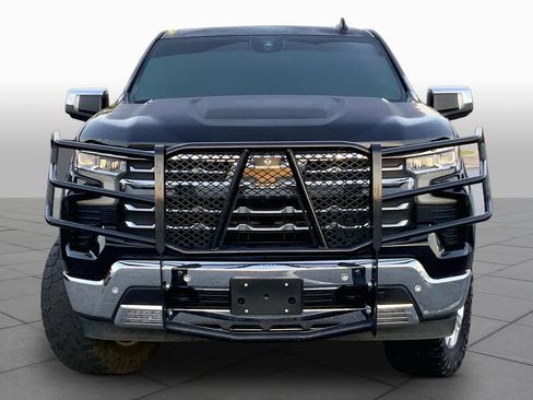 Used 2024 Chevrolet Silverado 1500 LTZ w/ LTZ Premium Package image 4