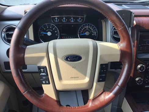 Used 2014 Ford F150 King Ranch w/ King Ranch Luxury Package AWD/4WD image 15
