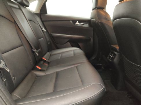 Used 2019 Kia Forte EX FWD image 19
