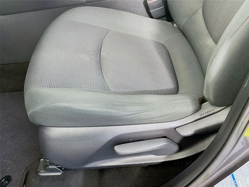 Used 2019 Toyota RAV4 LE w/ Carpet Mat Package image 22