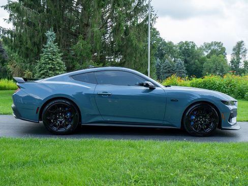 Used 2024 Ford Mustang GT Premium w/ GT Performance Package RWD image 2