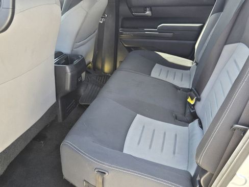 Used 2024 Toyota Tacoma TRD Sport image 11