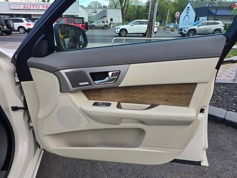 Used 2009 Jaguar XF Supercharged image 24