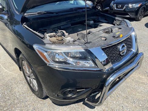 Used 2015 Nissan Pathfinder S FWD image 26