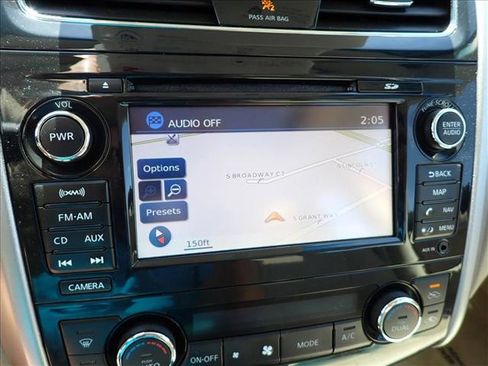 Used 2013 Nissan Altima 2.5 SL w/ Technology Pkg FWD image 21