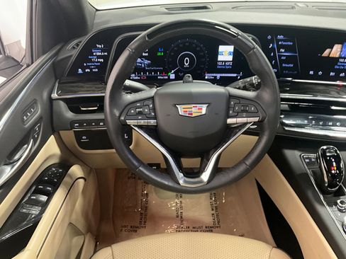 Used 2023 Cadillac Escalade Premium Luxury AWD/4WD image 6
