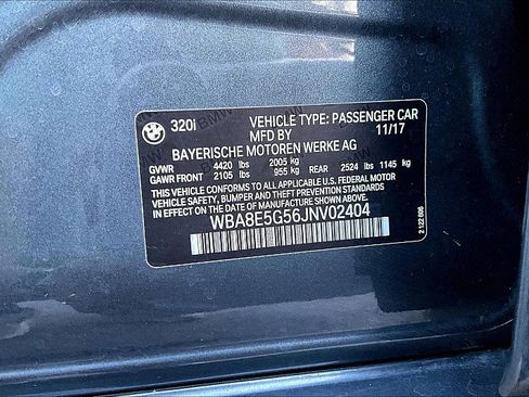 Used 2018 BMW 320i xDrive Sedan image 32