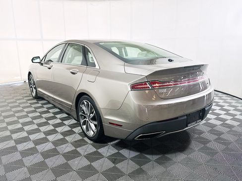 Used 2018 Lincoln MKZ Premiere w/ Magnetic Appearance Package FWD image 5