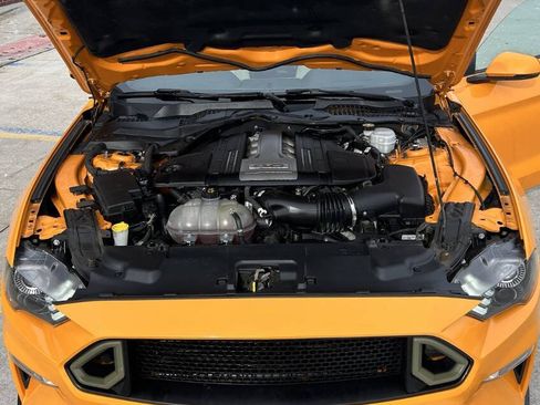 Used 2019 Ford Mustang GT Premium image 28