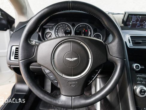 Used 2011 Aston Martin V12 Vantage Coupe image 29