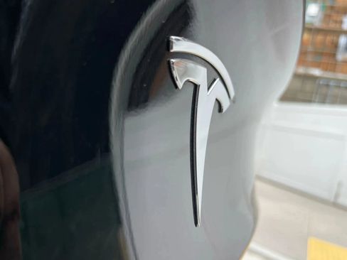 Used 2019 Tesla Model 3 Standard Range Plus image 37