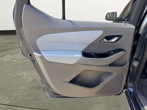 Used 2019 Chevrolet Traverse Premier w/ Driver Confidence II Package image 25