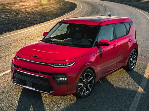 Used 2020 Kia Soul EX image 1