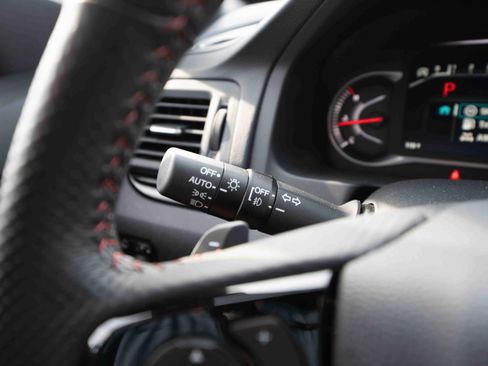 Used 2025 Honda Passport Black Edition image 13