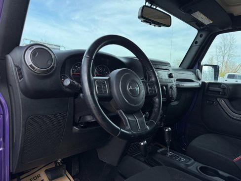 Used 2018 Jeep Wrangler Unlimited Sport S image 14