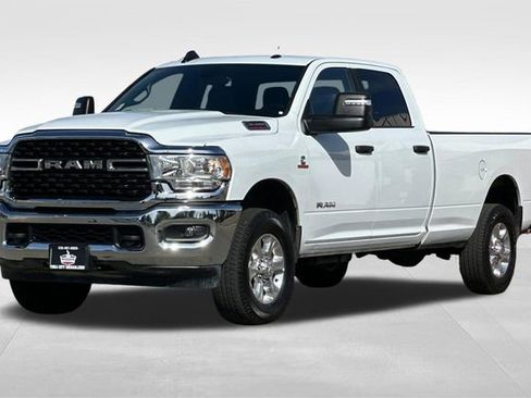 Used 2024 RAM 3500 Big Horn AWD/4WD image 9