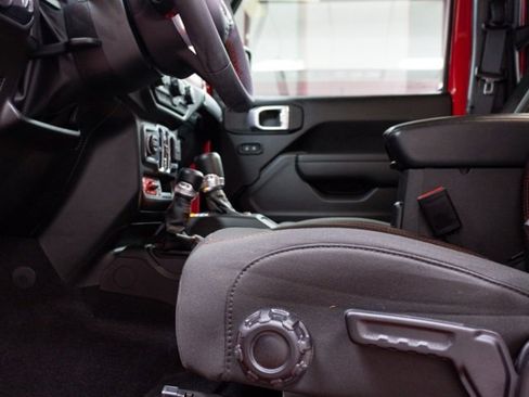 Certified 2023 Jeep Gladiator Rubicon w/ Trailer Tow Package image 9