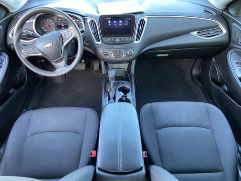 Used 2024 Chevrolet Malibu LT image 48