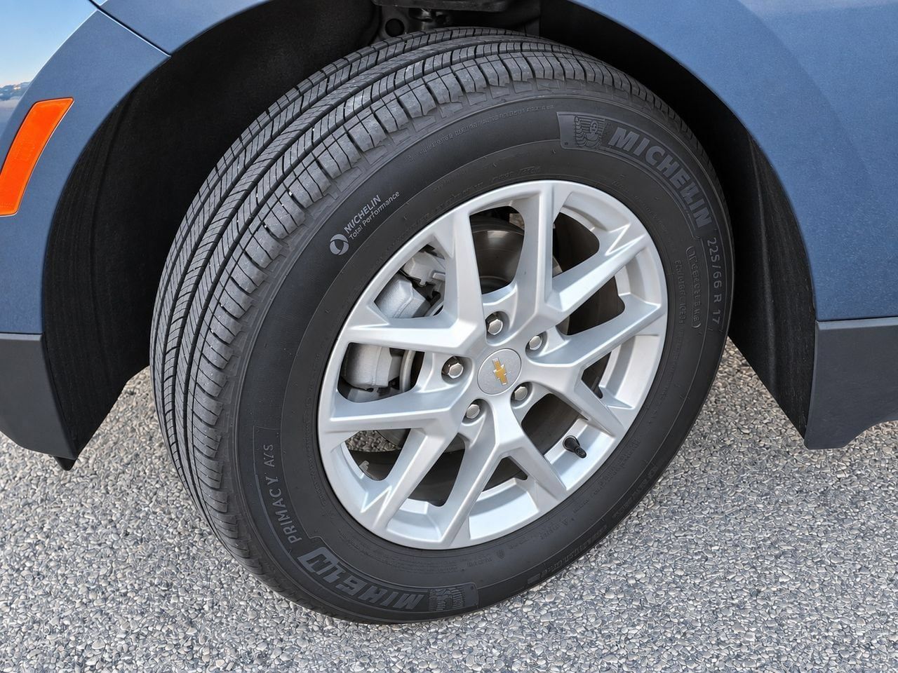 Certified 2024 Chevrolet Equinox LS w/ LS Convenience Package FWD image 10