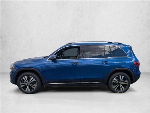 New 2026 Mercedes-Benz GLB 250 image 5