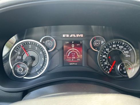 Used 2024 RAM 2500 Big Horn image 10